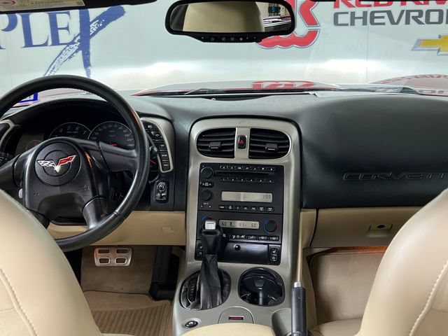 Used 2005 Chevrolet Corvette Coupe w/ Preferred Equipment Group RWD image 13