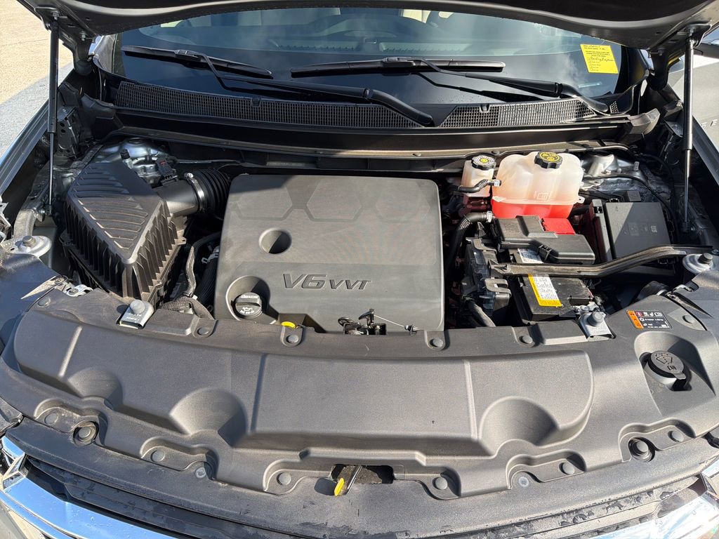 Used 2024 Chevrolet Traverse LS w/ Safety Package image 29