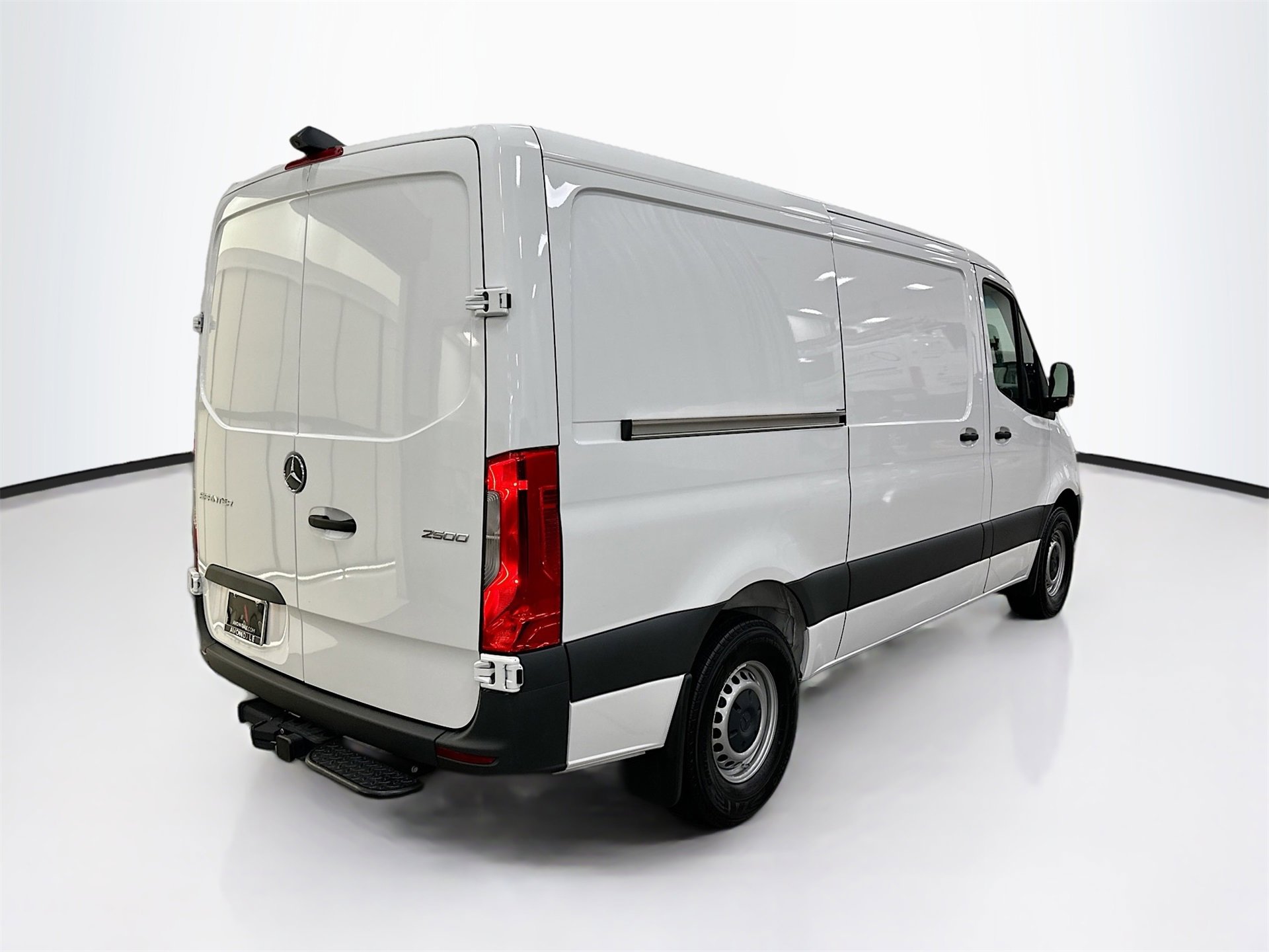 Certified 2025 Mercedes-Benz Sprinter 2500 image 8
