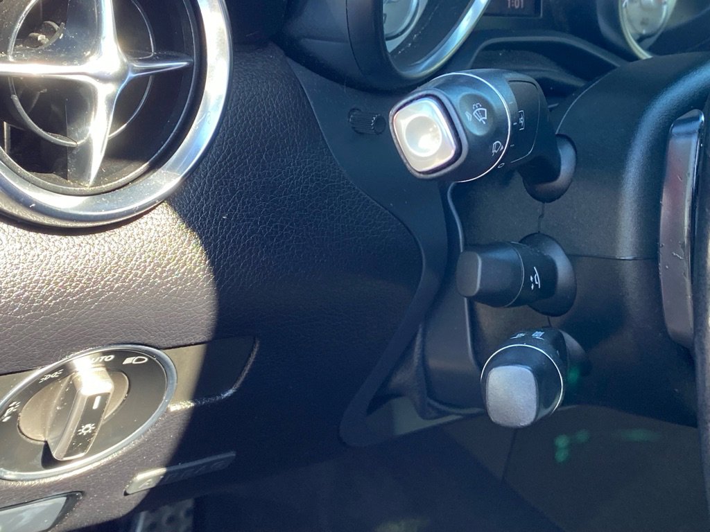 Used 2014 Mercedes-Benz SLK 250 image 31