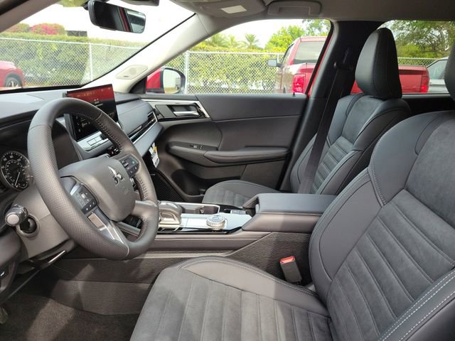 New 2026 Mitsubishi Outlander SE image 19