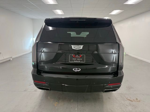 Used 2026 Cadillac Escalade Platinum Sport w/ LPO, ONYX Package image 8