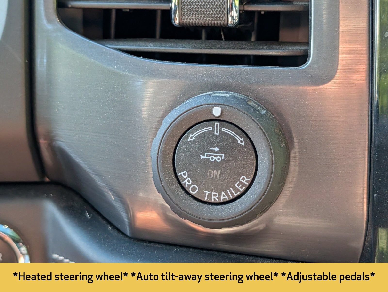 Used 2023 Ford F150 Lightning Platinum AWD/4WD image 10