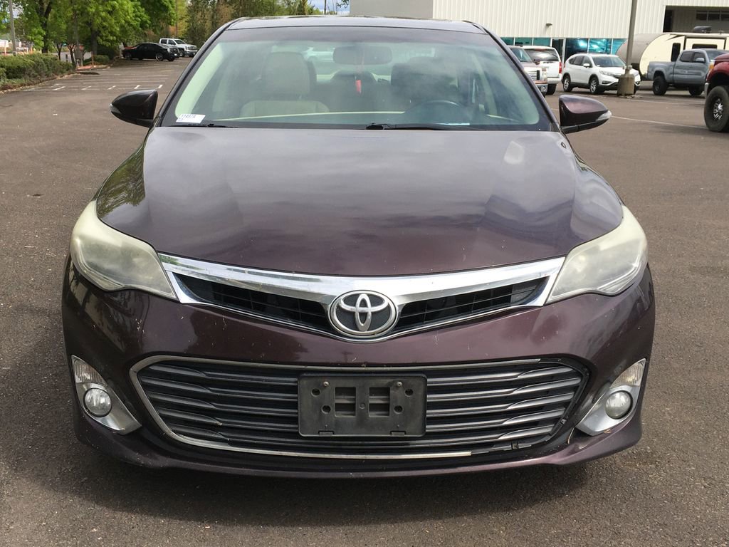 Used 2013 Toyota Avalon XLE Touring FWD image 9