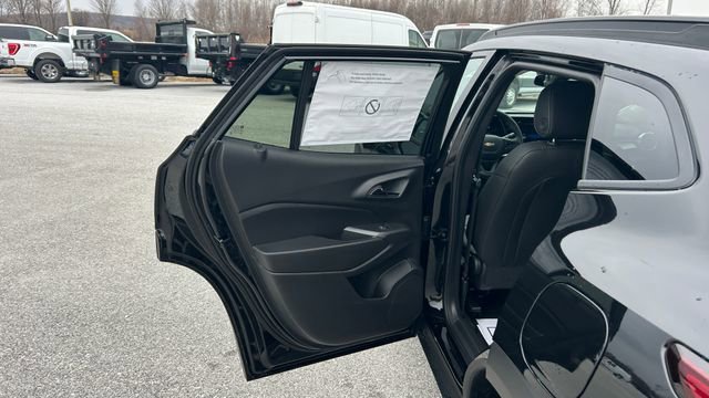 New 2026 Chevrolet Trax LT image 29