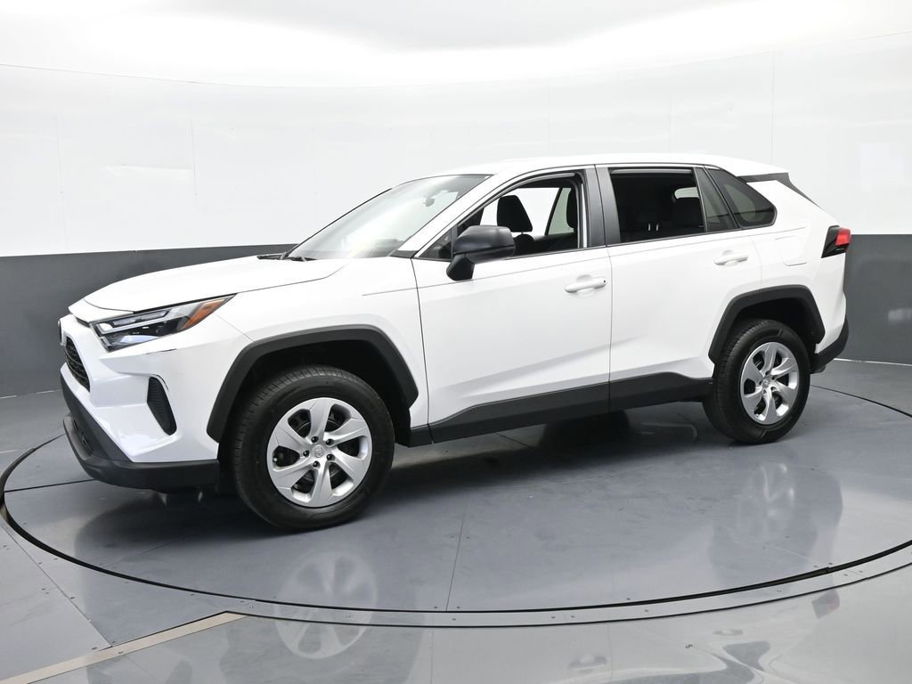 Used 2023 Toyota RAV4 LE image 2