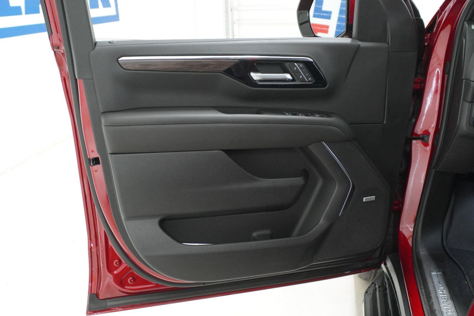 New 2026 Chevrolet Tahoe LT RWD image 25