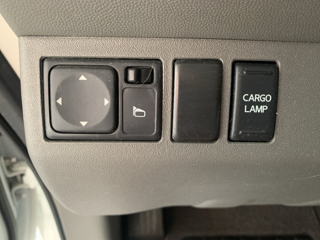 Used 2020 Nissan Frontier SV w/ Midnight Edition Floor Mats RWD image 25