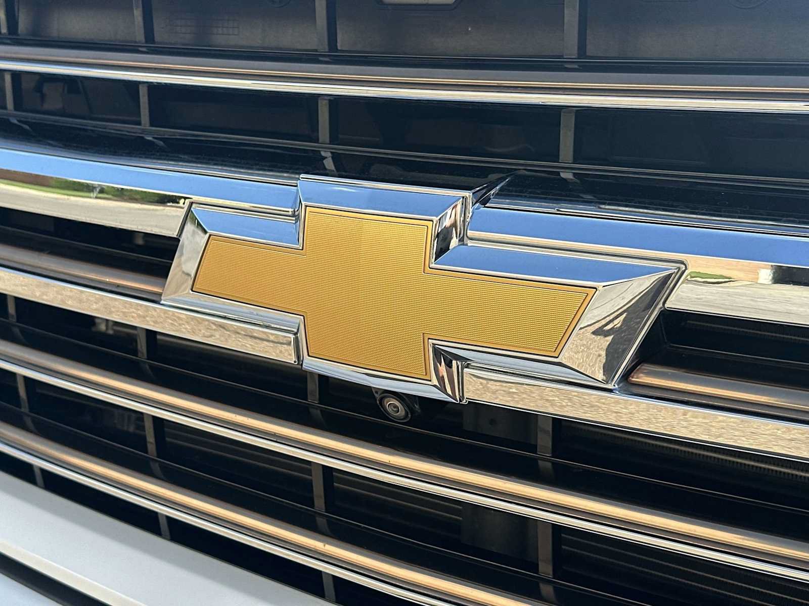Certified 2022 Chevrolet Silverado 2500 High Country w/ Technology Package AWD/4WD image 12