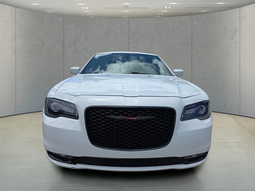 Certified 2023 Chrysler 300 S RWD image 8
