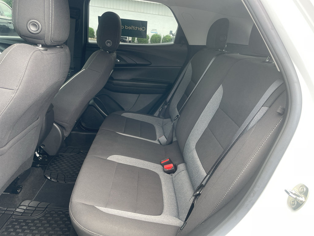 Used 2023 Chevrolet TrailBlazer LT FWD image 10