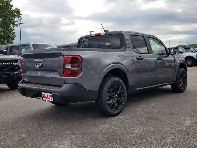 New 2026 Ford Maverick XLT w/ Black Appearance Package AWD/4WD image 3