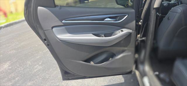 Used 2021 Buick Enclave Essence w/ Sport Touring Edition FWD image 12