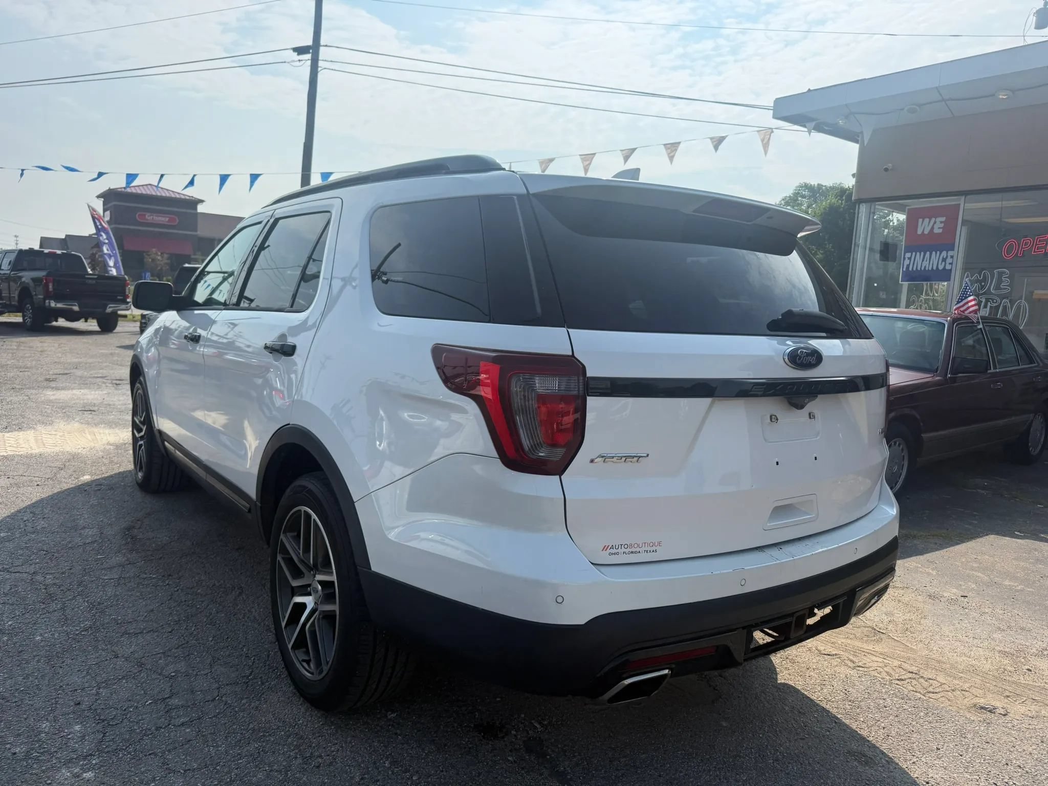 Used 2016 Ford Explorer Sport w/ Equipment Group 401A AWD/4WD image 4