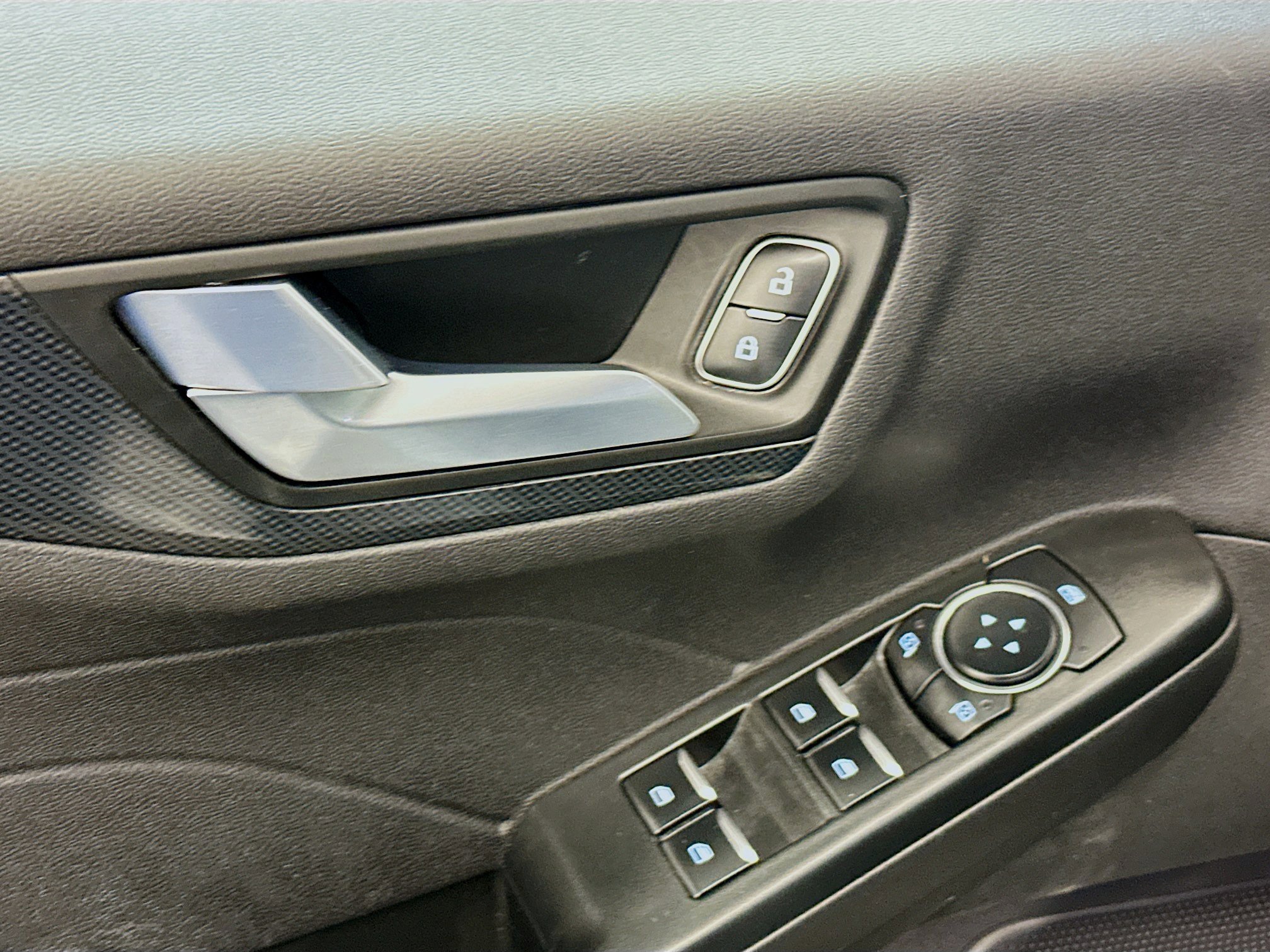 Used 2024 Ford Escape ST-Line image 15