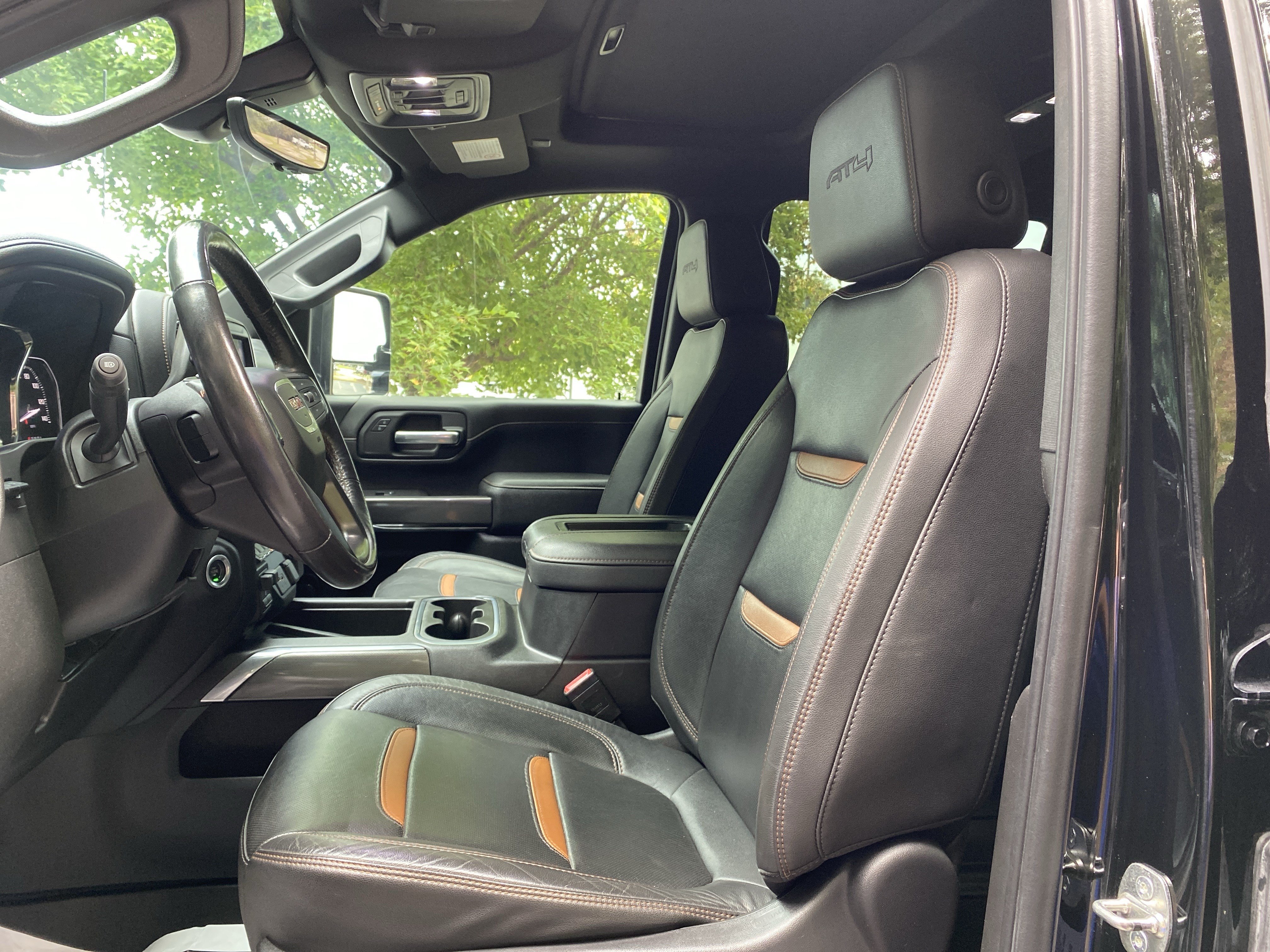 Used 2021 GMC Sierra 2500 AT4 w/ AT4 Premium Plus Package AWD/4WD image 16