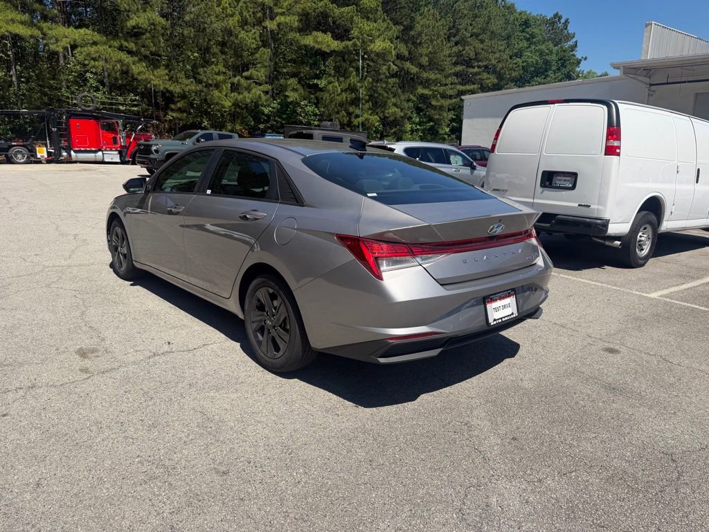 Used 2023 Hyundai Elantra Blue w/ Cargo Package FWD image 5
