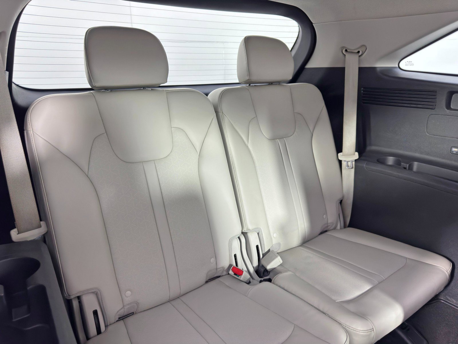 Used 2021 Kia Sorento EX image 38