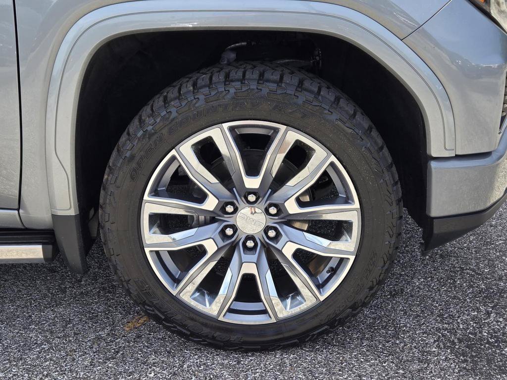 Used 2023 GMC Sierra 1500 Denali w/ Denali Reserve Package AWD/4WD image 4