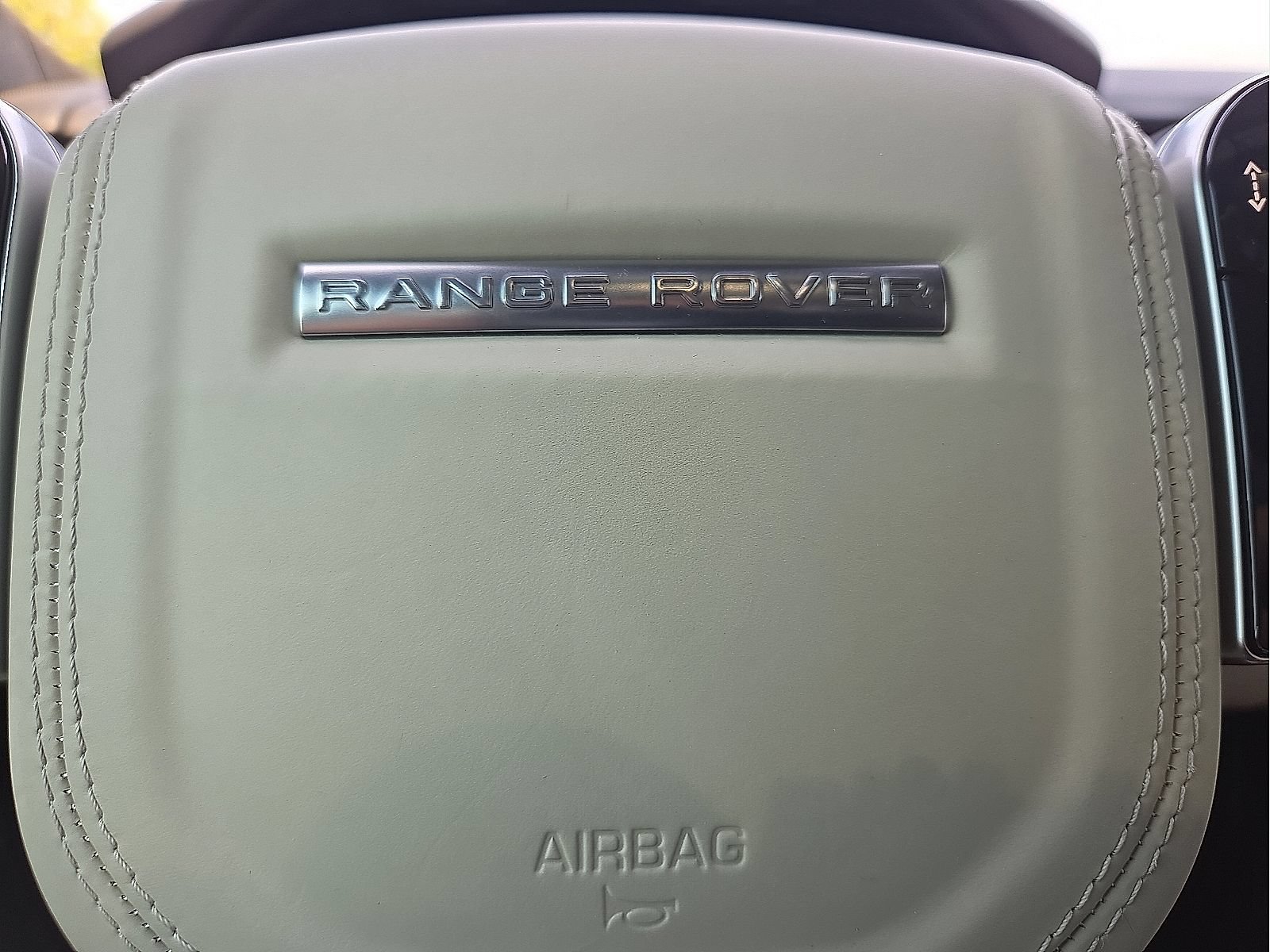 Used 2021 Land Rover Range Rover Sport HST AWD/4WD image 24
