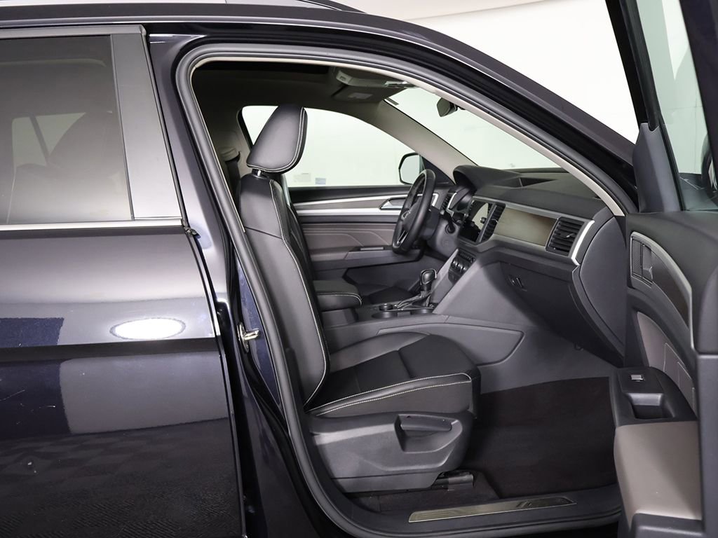 Used 2021 Volkswagen Atlas SE w/ Panoramic Sunroof Package AWD/4WD image 32
