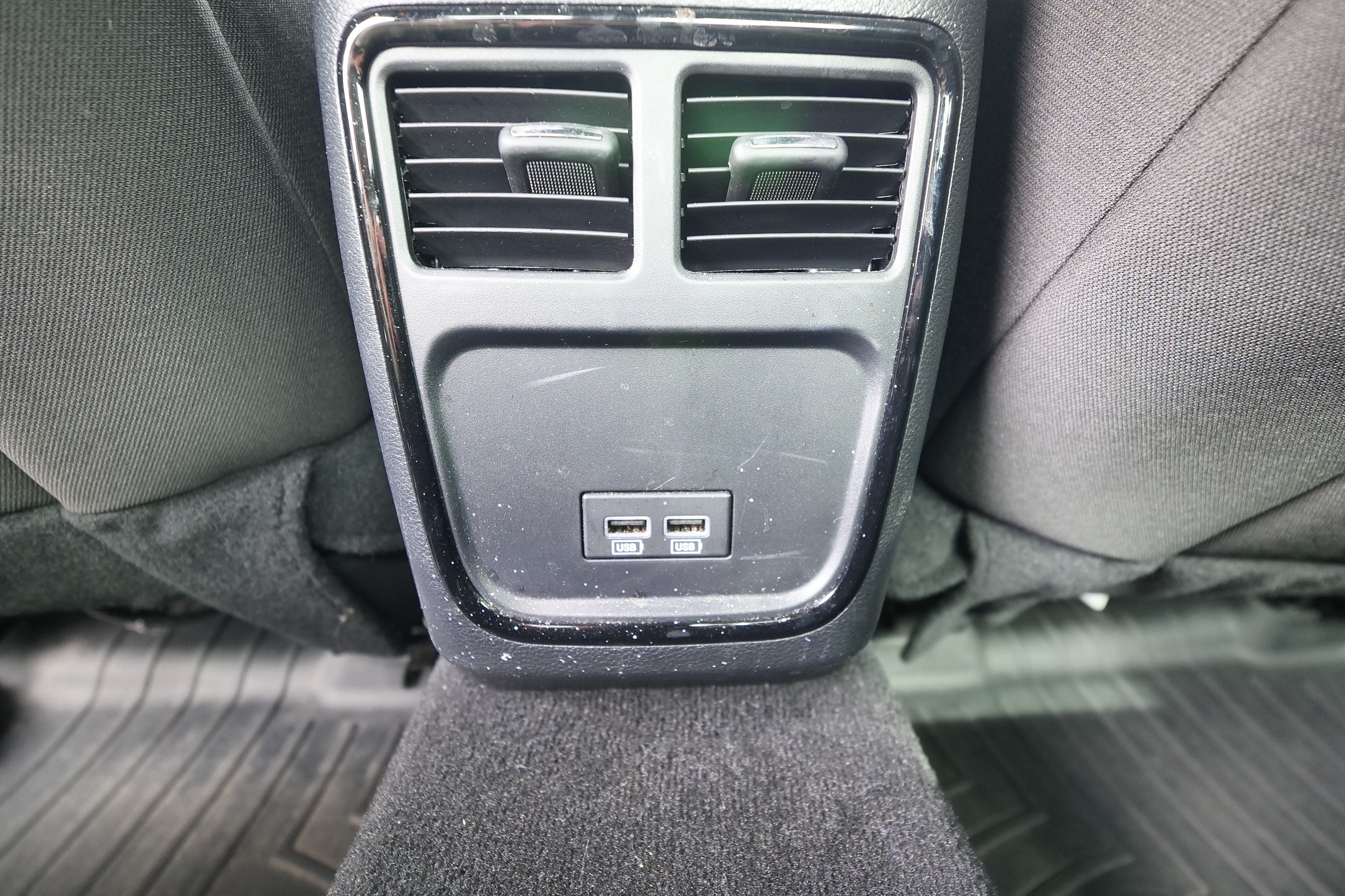 Used 2023 Dodge Charger SXT w/ Blacktop Package AWD/4WD image 12