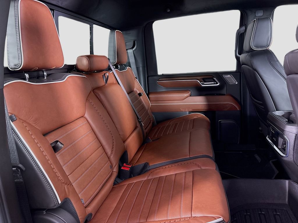 Used 2026 GMC Sierra 3500 Denali Ultimate image 31