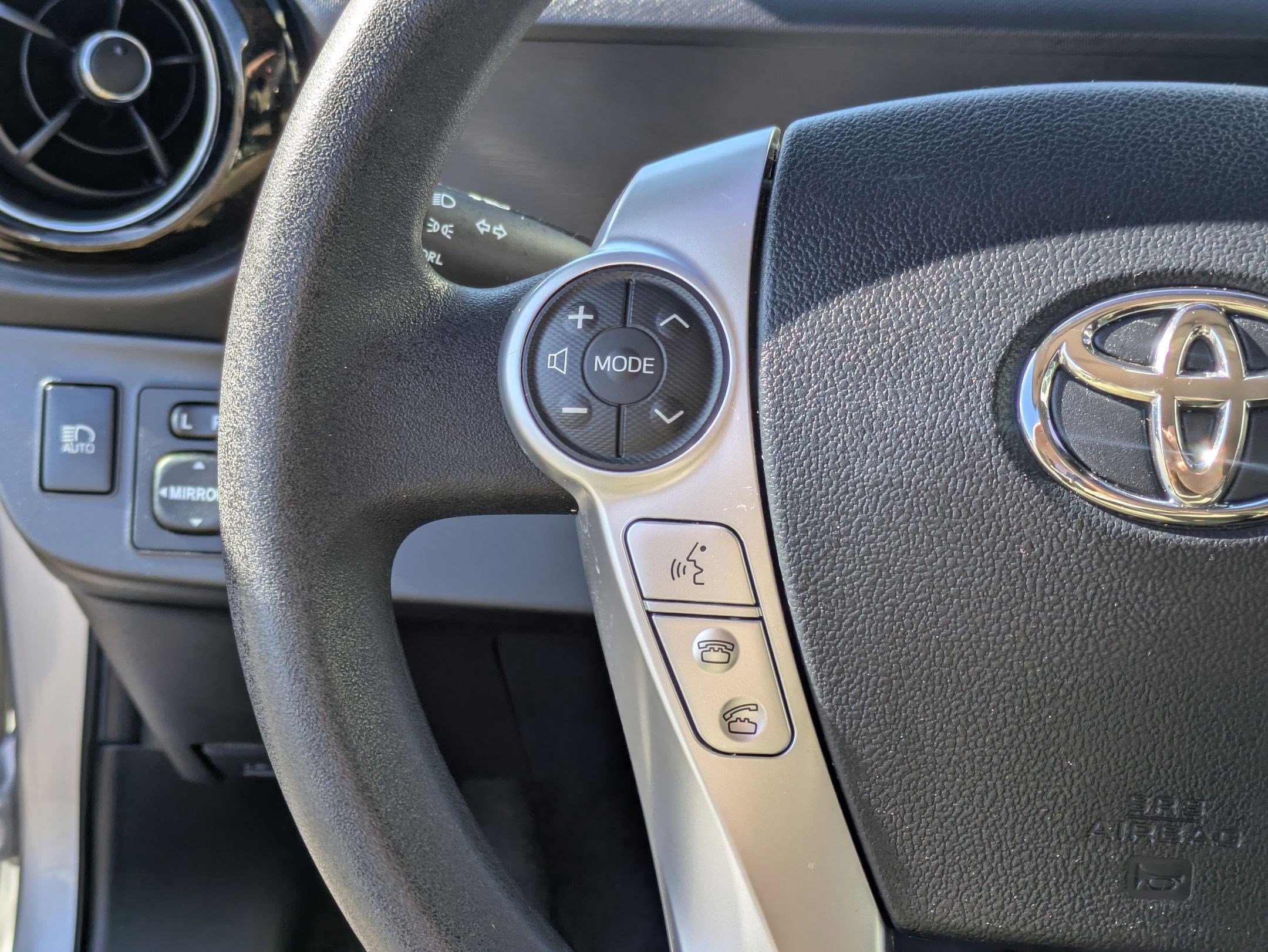 Used 2017 Toyota Prius C Three FWD image 19