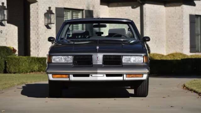 Used 1987 Oldsmobile Cutlass Supreme Salon image 4