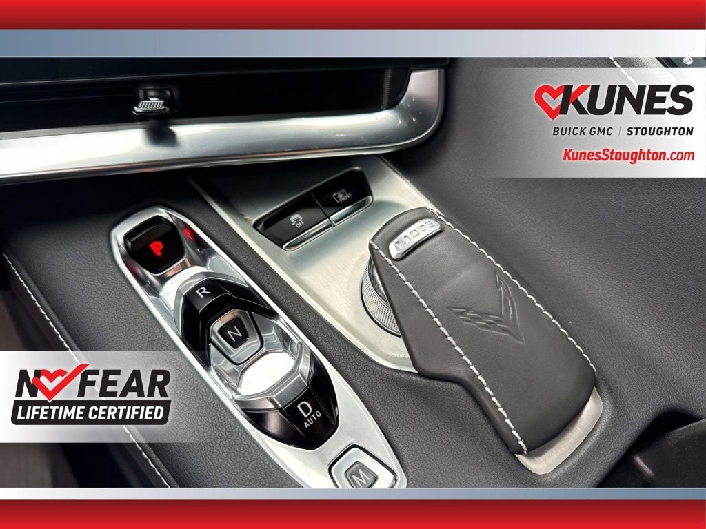 Used 2022 Chevrolet Corvette Stingray Preferred Conv w/ Z51 Performance Package RWD image 39