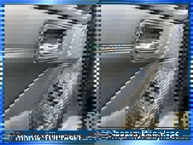 Certified 2025 Nissan Rogue SV w/ SV Premium Package image 17