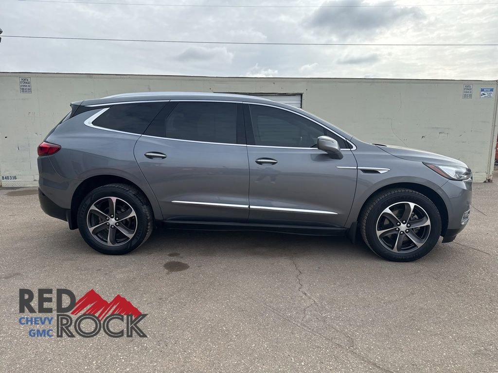 Used 2019 Buick Enclave Essence w/ LPO, Touring Package AWD/4WD image 4