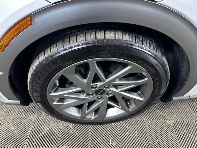 Used 2023 Genesis GV60 Advanced image 10