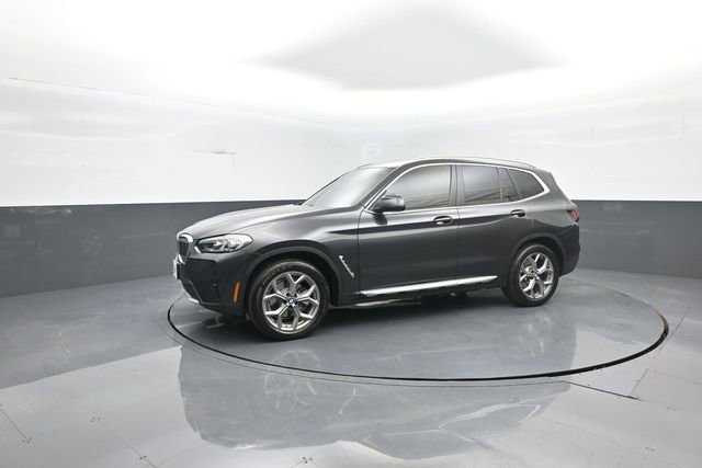 Used 2022 BMW X3 xDrive30i w/ Premium Package 2 AWD/4WD image 4