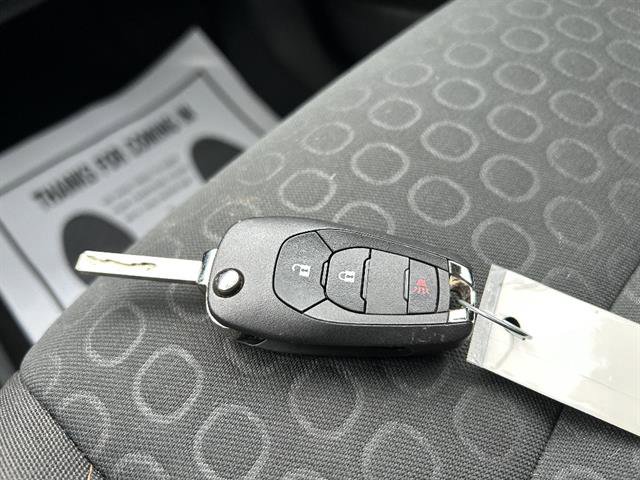 Used 2021 Chevrolet Trax LS w/ Tint and Cruise Package FWD image 28