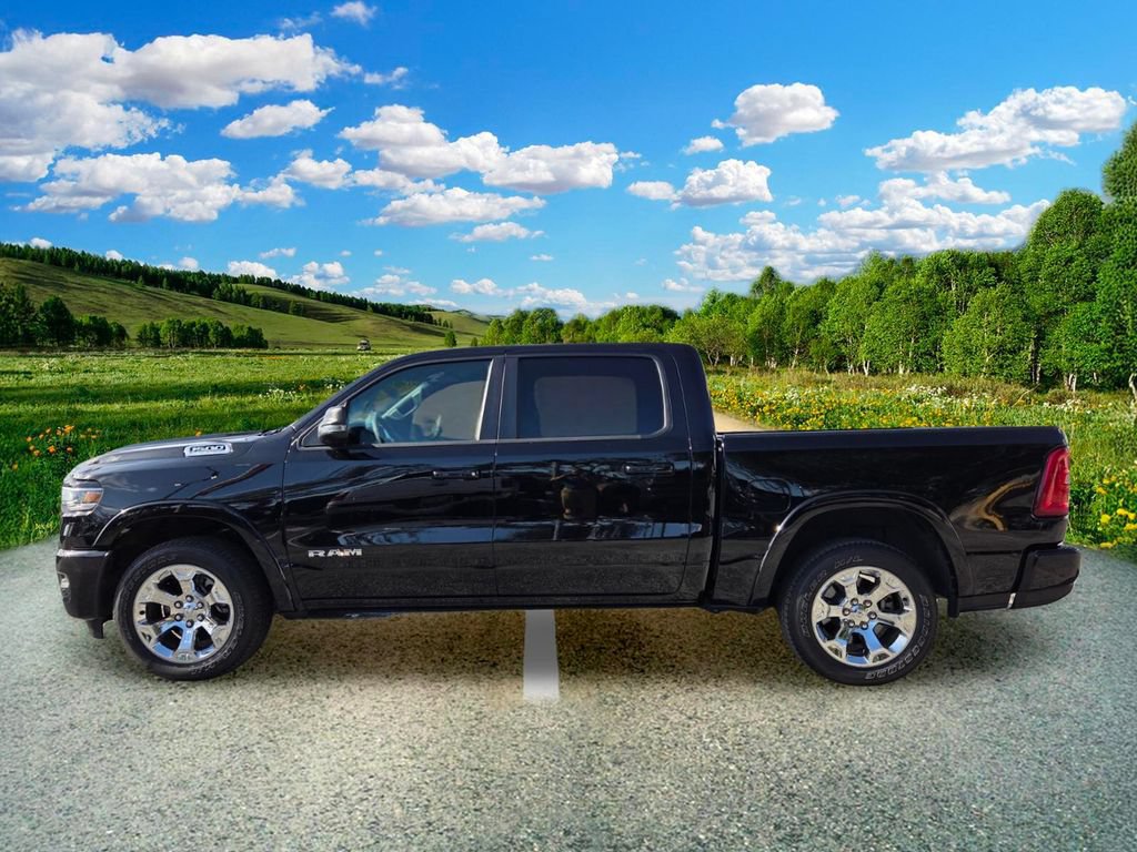 Used 2025 RAM 1500 Big Horn AWD/4WD image 3