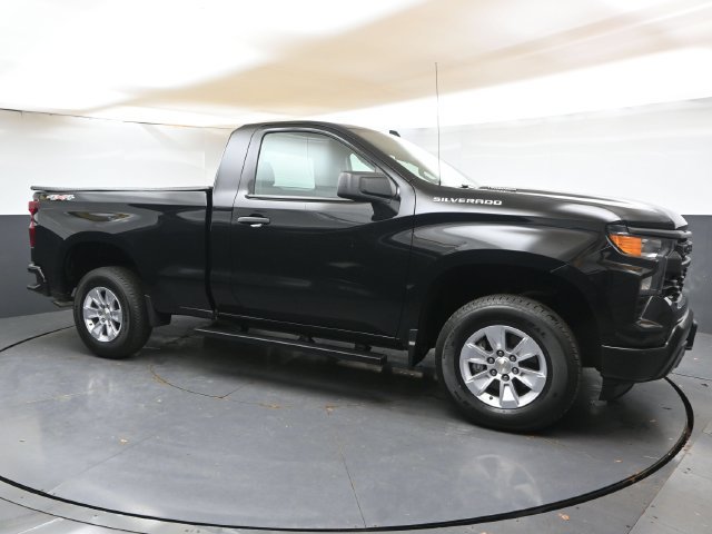 Used 2025 Chevrolet Silverado 1500 W/T w/ Trailering Package AWD/4WD image 7