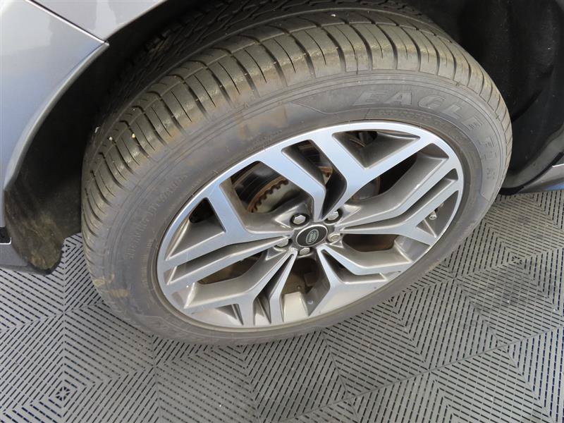 Used 2020 Land Rover Range Rover Evoque R-Dynamic HSE AWD/4WD image 8