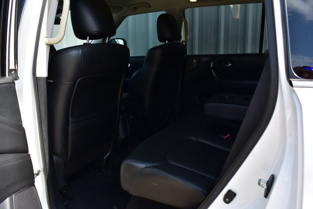 Used 2021 Nissan Armada SV AWD/4WD image 21