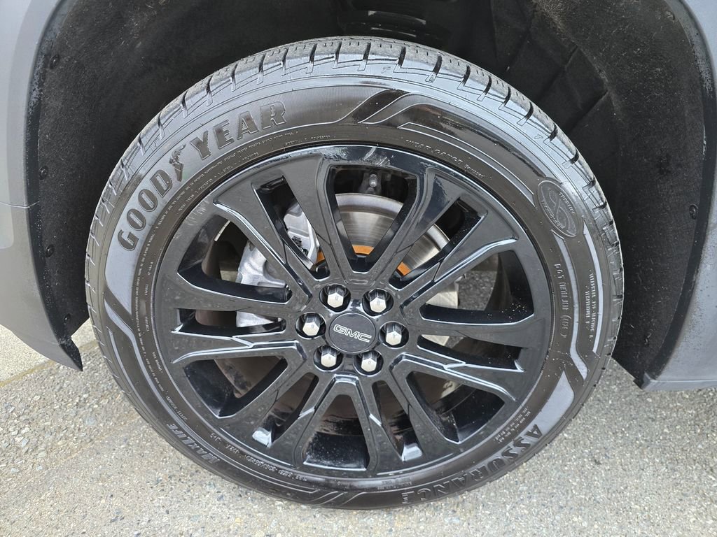 Used 2023 GMC Acadia SLT w/ Elevation Edition AWD/4WD image 9