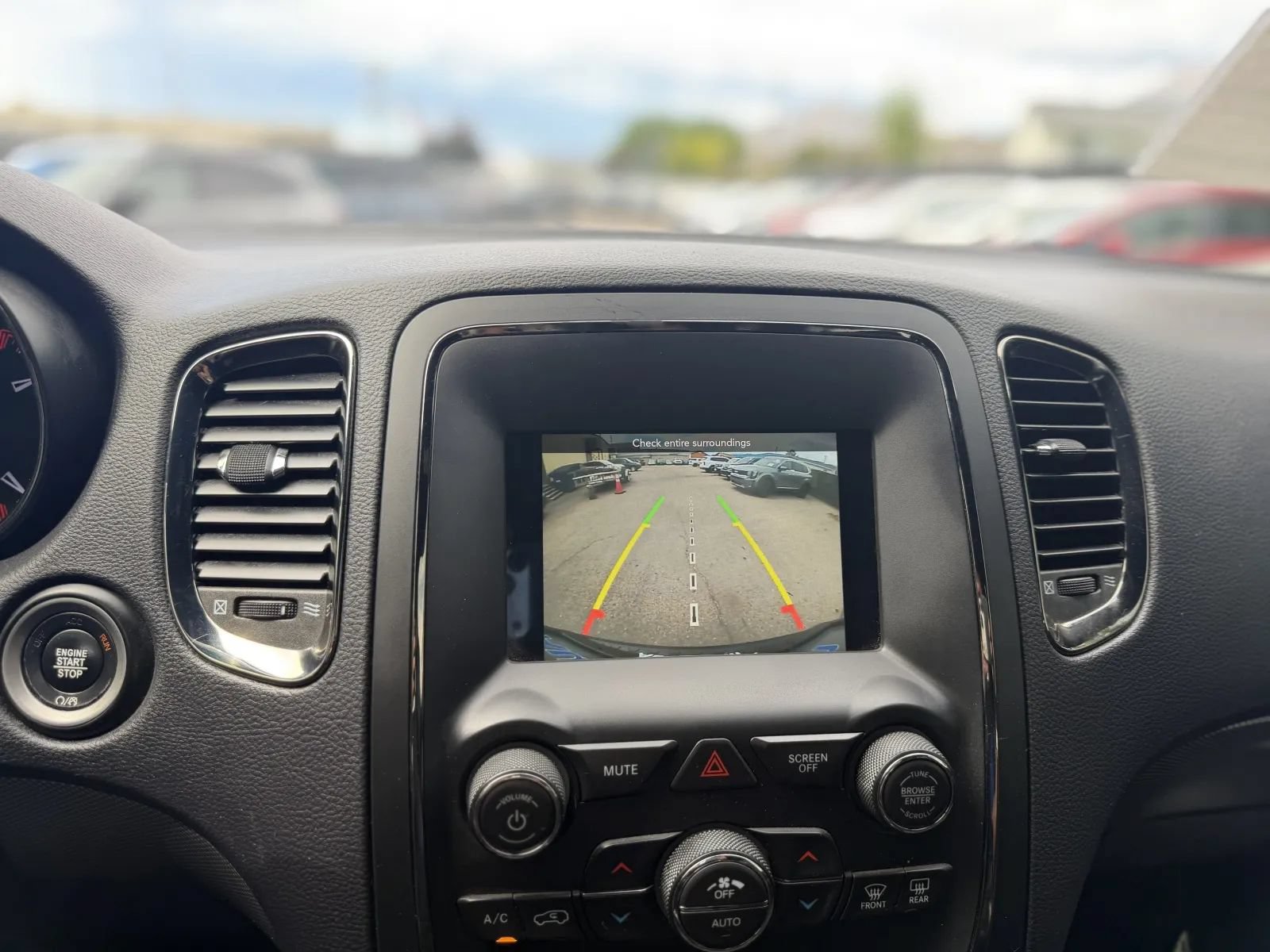 Used 2020 Dodge Durango GT AWD/4WD image 32
