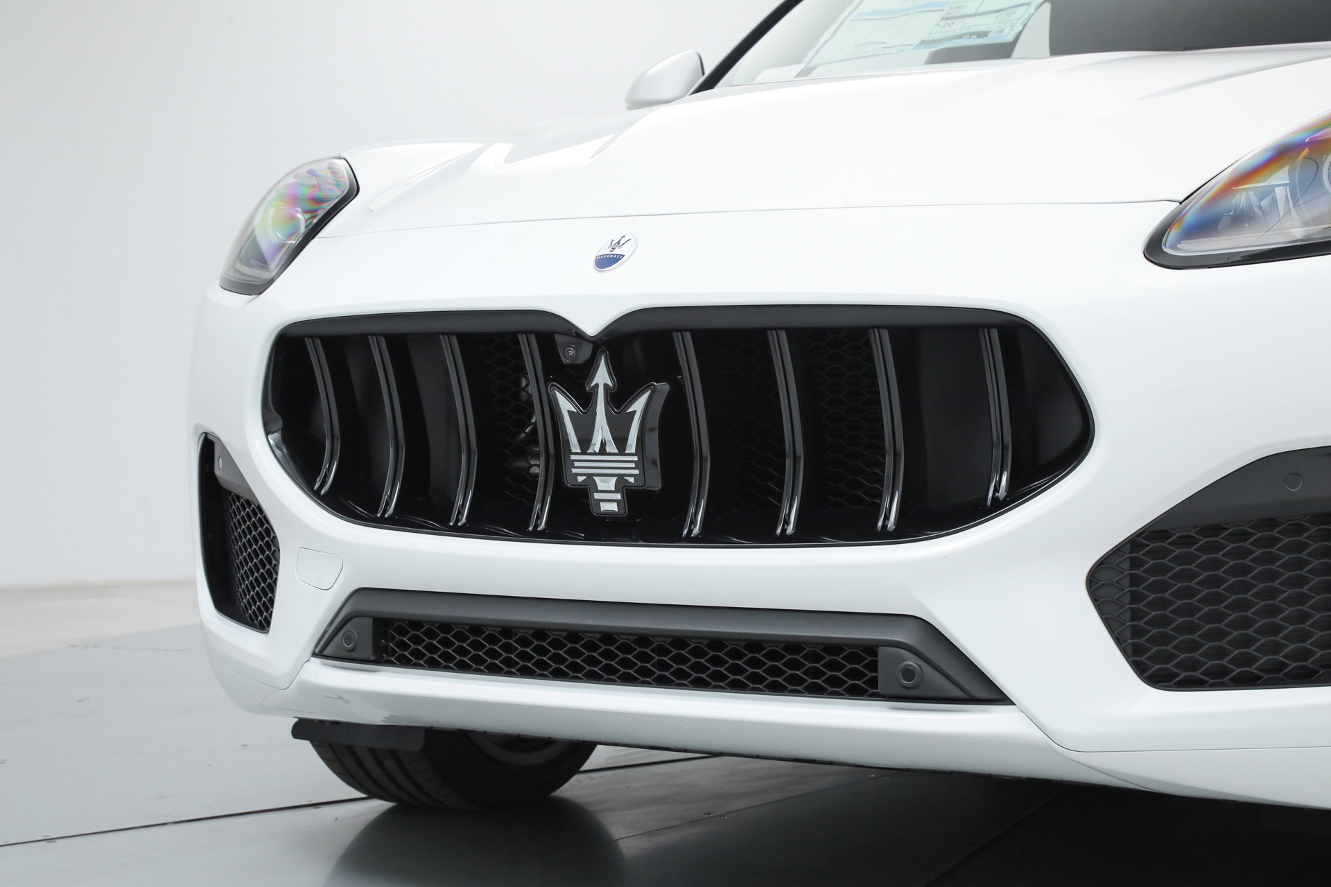 New 2026 Maserati Grecale Modena image 9