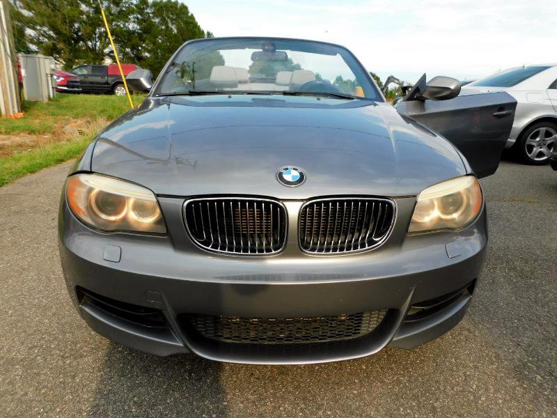 Used 2012 BMW 135i Convertible image 18
