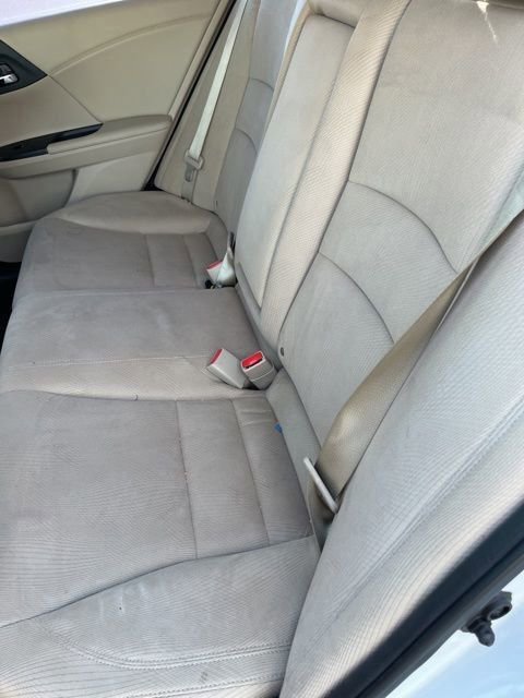 Used 2016 Honda Accord EX image 9