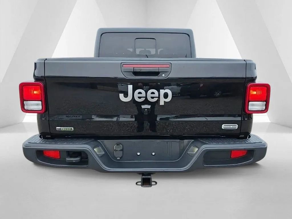 Used 2023 Jeep Gladiator Overland image 6