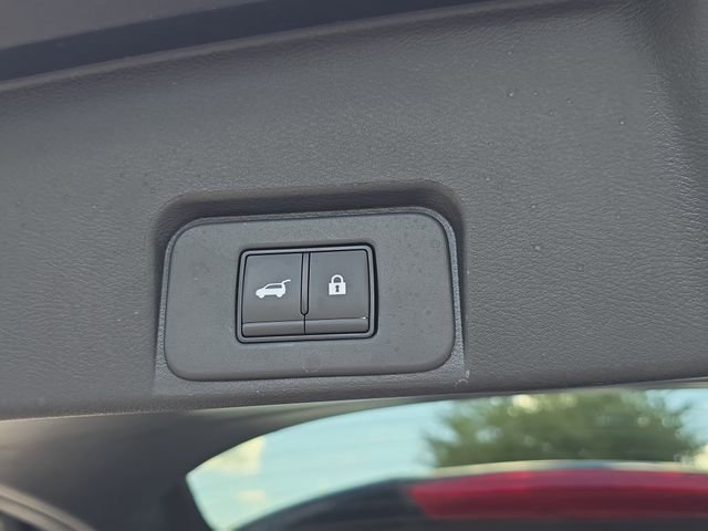 Certified 2025 Nissan Rogue SV FWD image 11