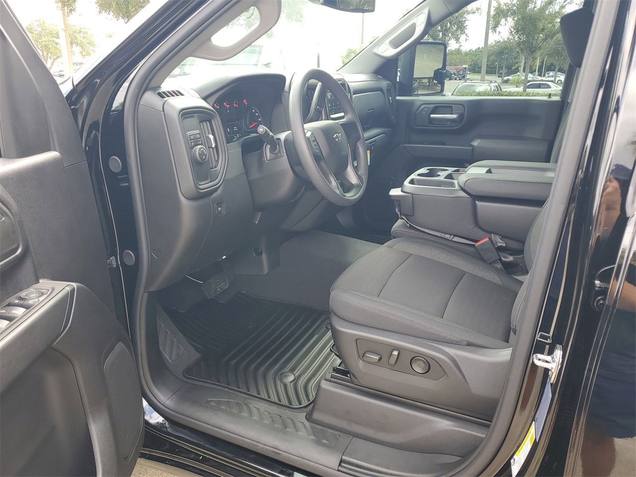 New 2026 Chevrolet Silverado 2500 Custom w/ Custom Value Package image 16