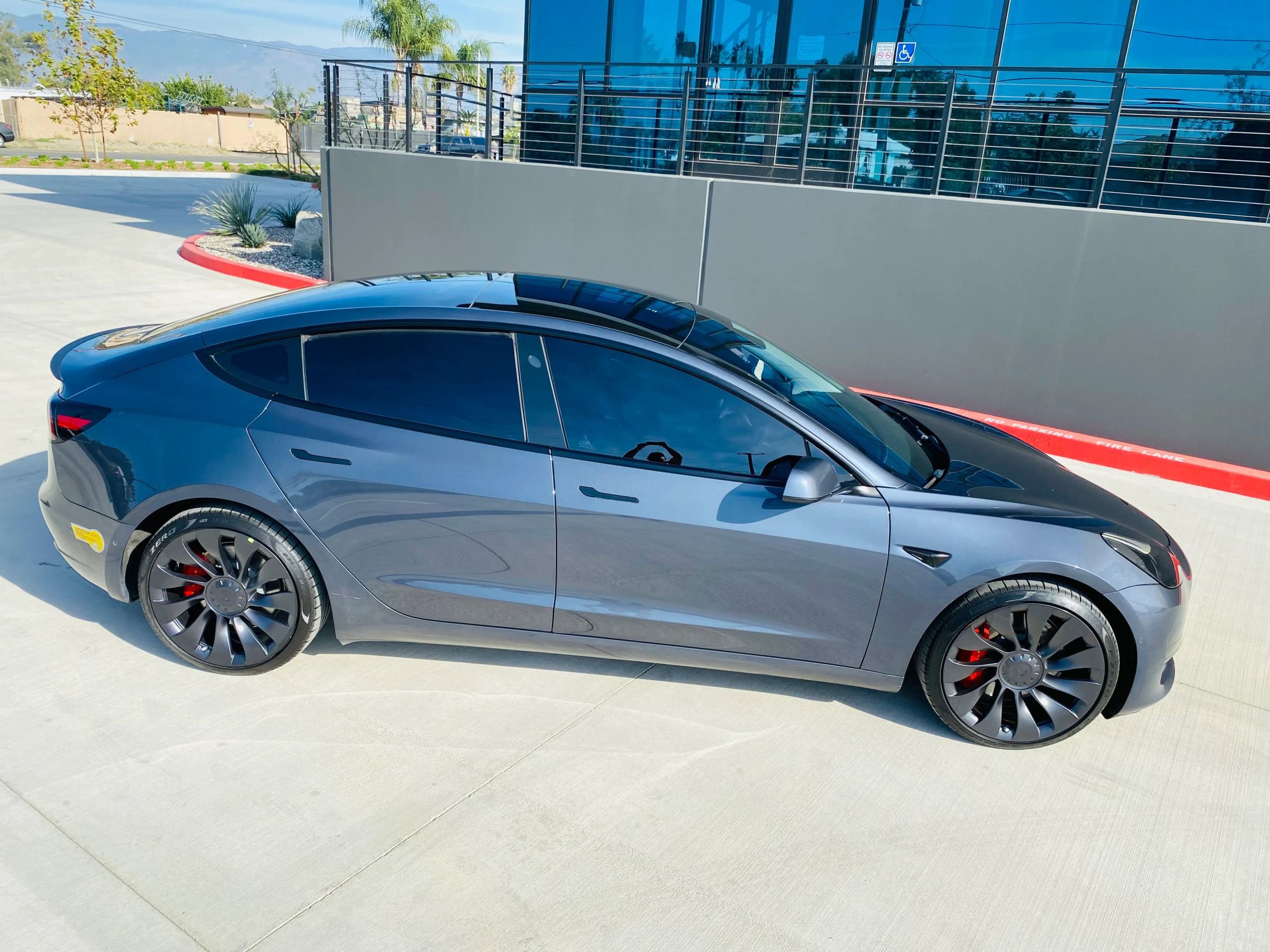 Used 2022 Tesla Model 3 Performance image 15