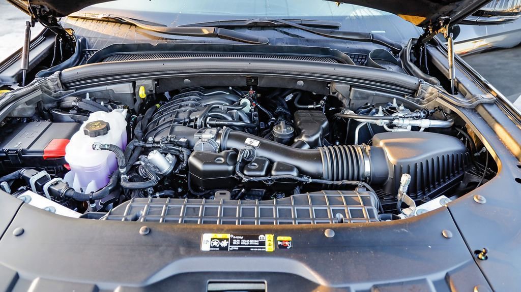 New 2025 Jeep Grand Cherokee Altitude image 55