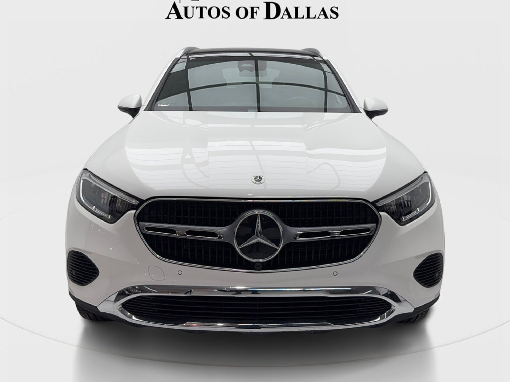 Used 2025 Mercedes-Benz GLC 300 image 4